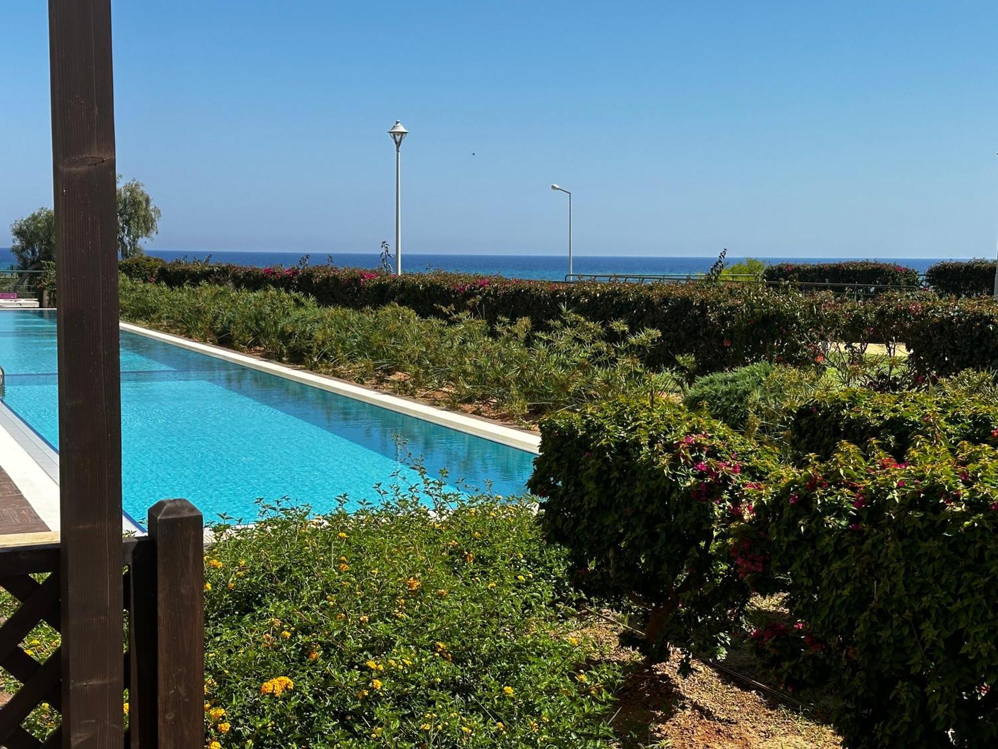 Green Apartment In Bafra Northern Cyprus Vokolidha Exterior photo